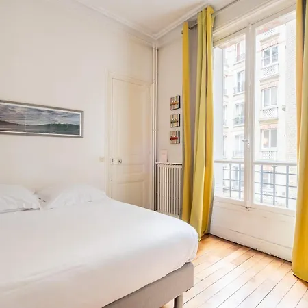 Veeve - Serene Symmetry Apartment