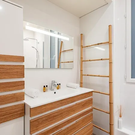Apartment Veeve - Serene Symmetry *